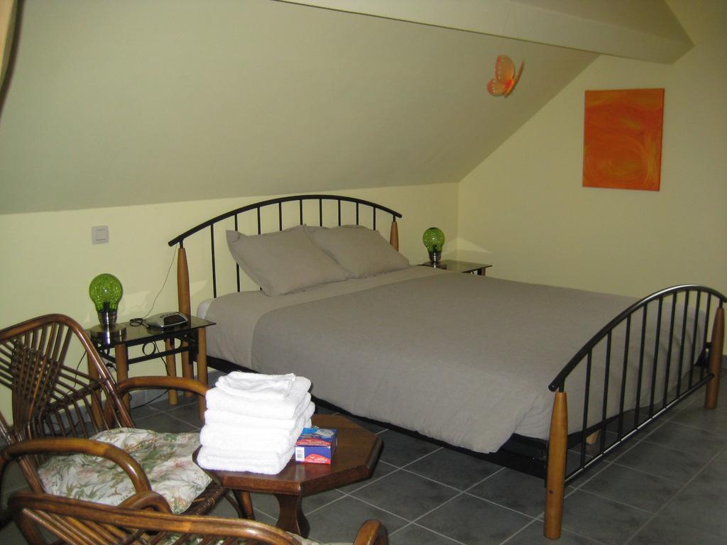 B&B Het Uilennest Bocholt Ruang foto
