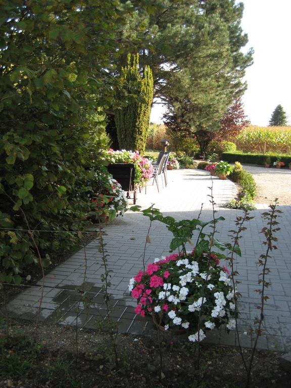 B&B Het Uilennest Bocholt Bagian luar foto